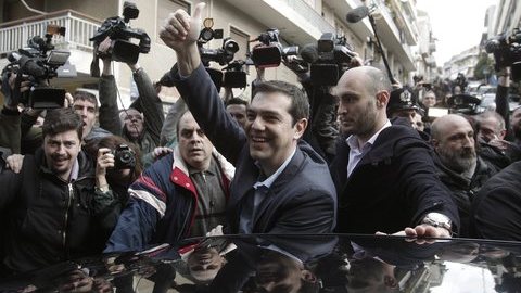 Syriza vence na Grécia mas sem maioria absoluta garantida